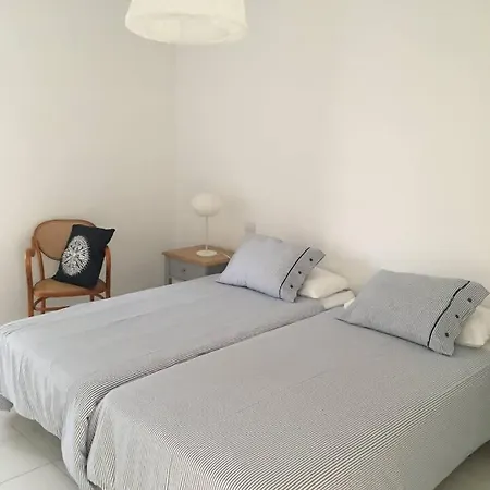 La Playita Primera Linea De Mar Holiday home *
